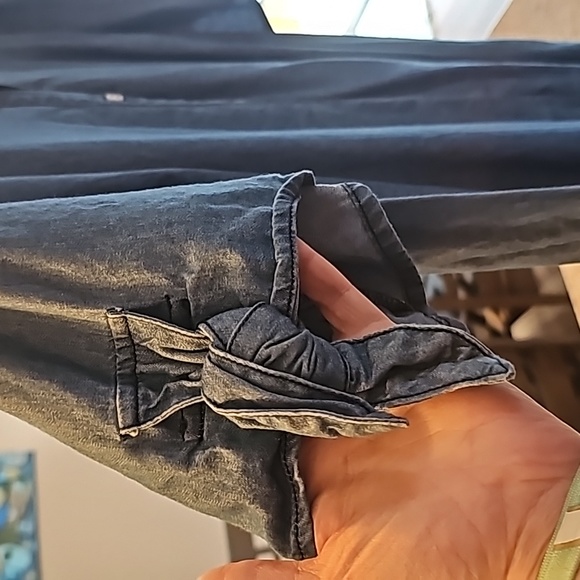 A.n.a denim colored short sleeve tip size 0X - Picture 3 of 5